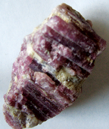 rough rubellite